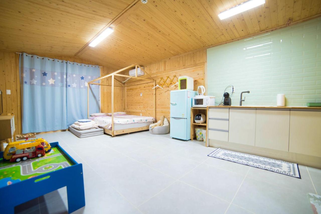 Jeju Sunflower Pension Seogwipo Zewnętrze zdjęcie
